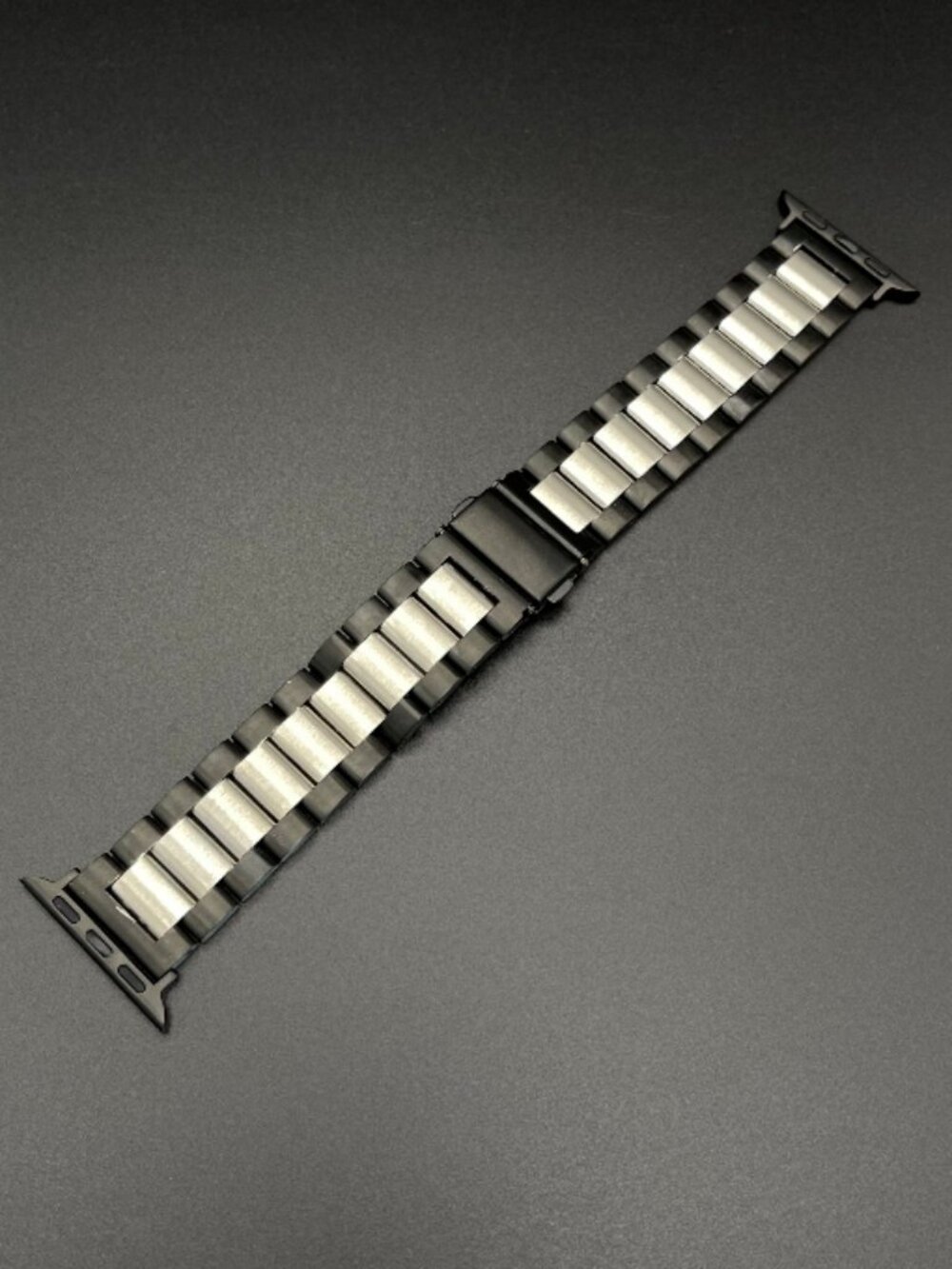 Apple Style Replacement Steel Bracelet (Black and Silver)